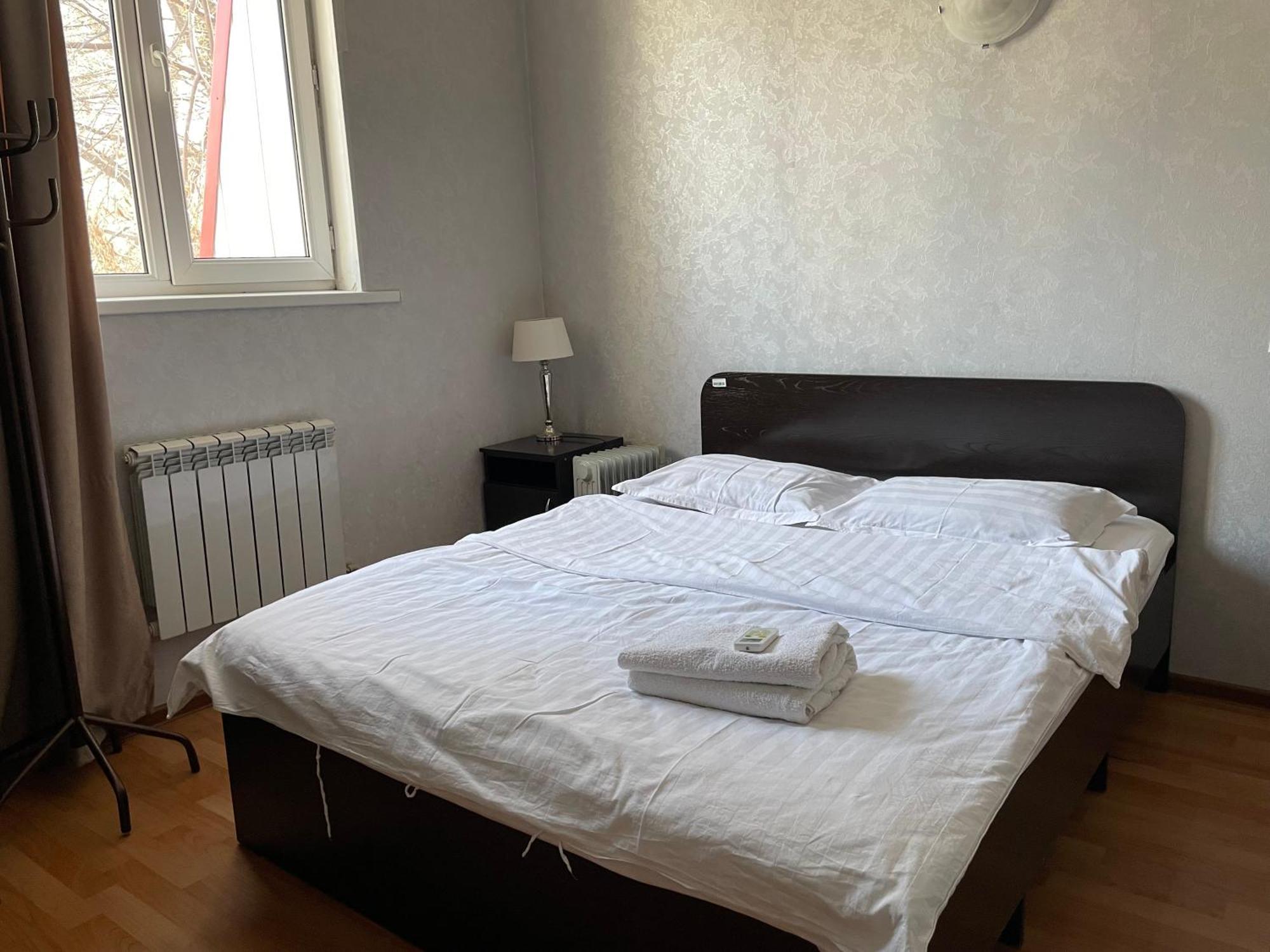 Fiveseasons Hostel Almaty Luaran gambar
