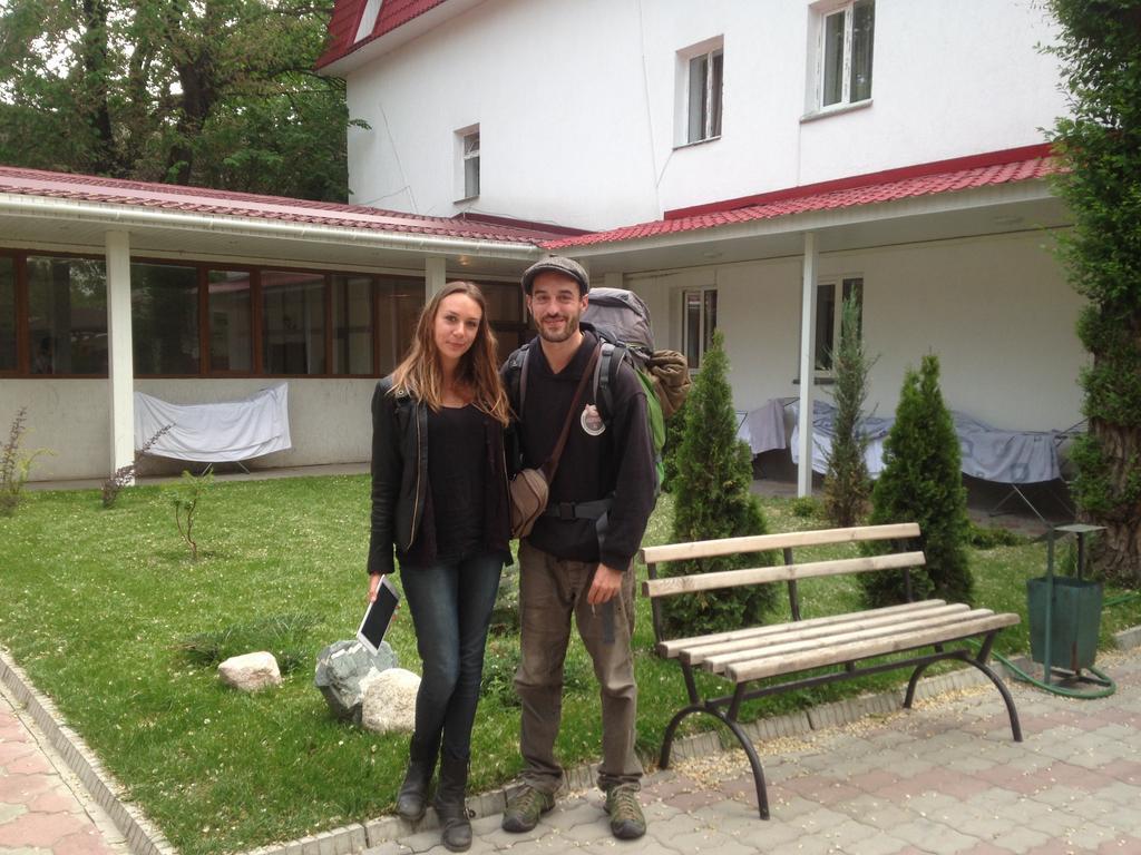 Fiveseasons Hostel Almaty Luaran gambar
