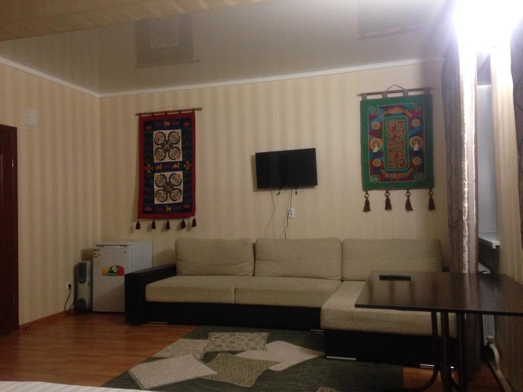 Fiveseasons Hostel Almaty Luaran gambar